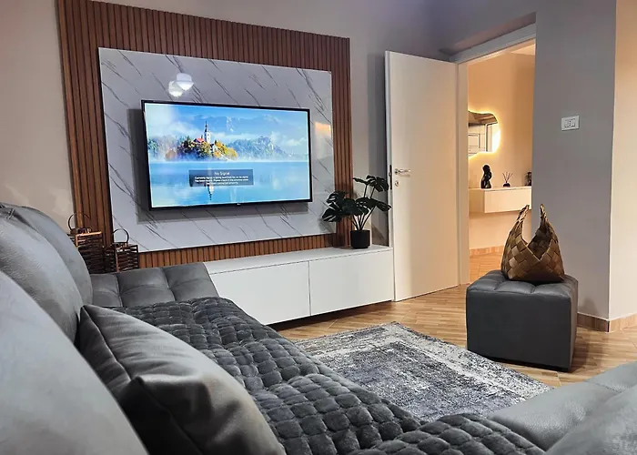 New Modern Apartament